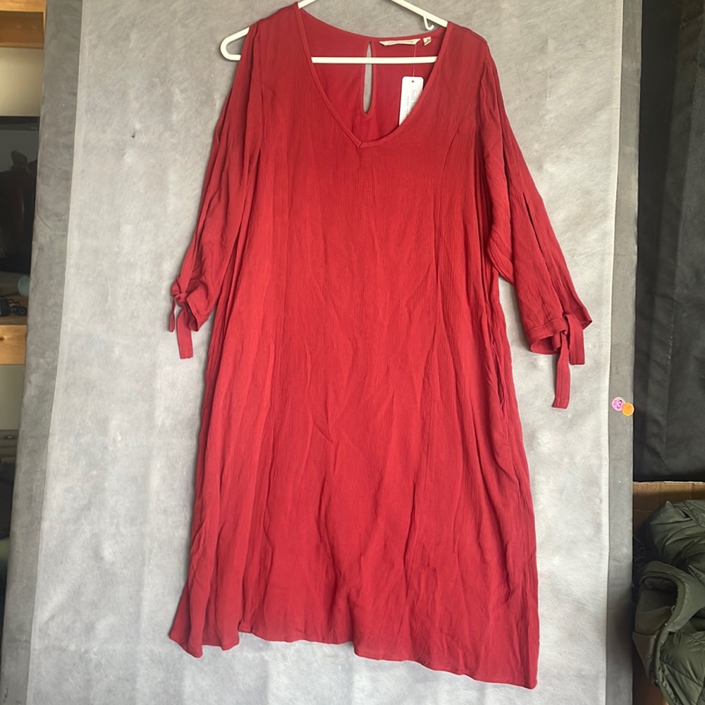 NWT  Soft Surroundings Hera Cardinal Dress!  Medium
